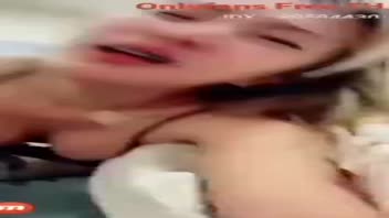 ไลฟ์สด โชว์เสียว แหวกหี แหย่หี เสียวหี